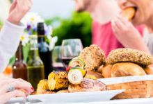 טיפים לדיאטה נכונה ושמירה על המשקל - אכילה מחוץ לבית