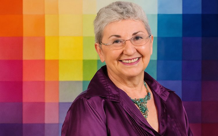 ד"ר שולמית רונן - פסיכותרפיה רוחנית בעזרת אור, צליל וצבע