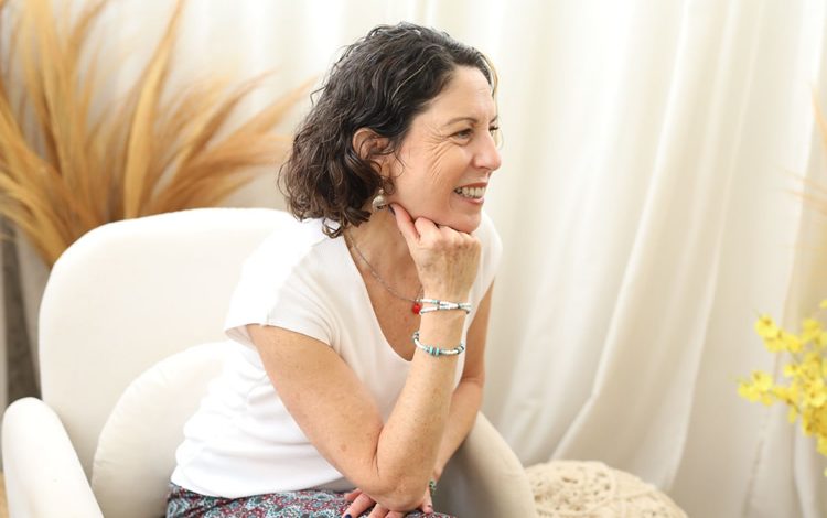 דינה זלוטניק - הורות מודעת ומטפלת בשיטת המטאיזם