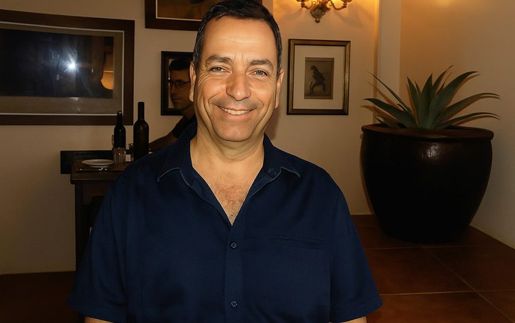 ד"ר ערן מגון - מומחה לאיורוודה, תזונה וטיפול עפ"י תורת האיורוודה