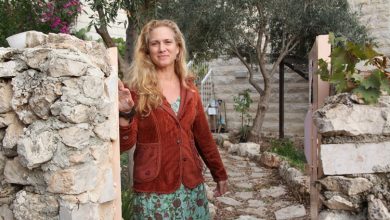 אוריה עמית - מטפלת בשיטת פלדנקרייז בירושלים