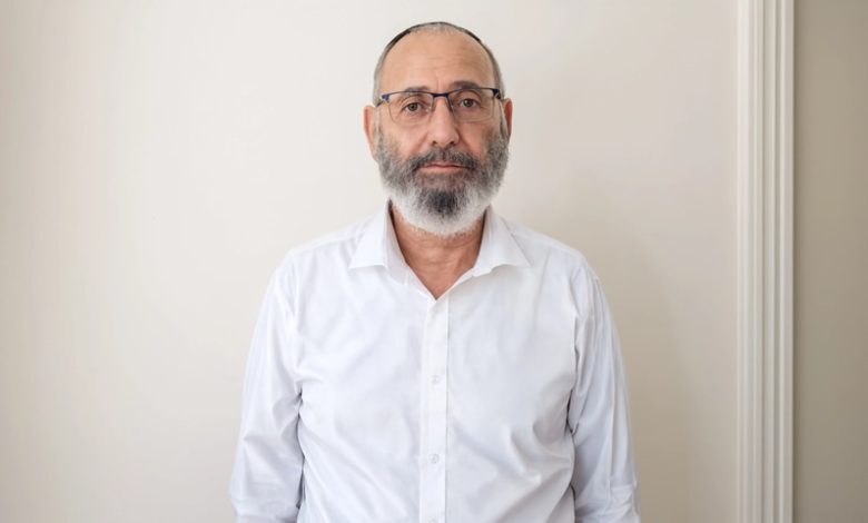 יוסי זיטון - טיפול והנחיית נשימה מעגלית (ריברסינג) במשמר הירדן